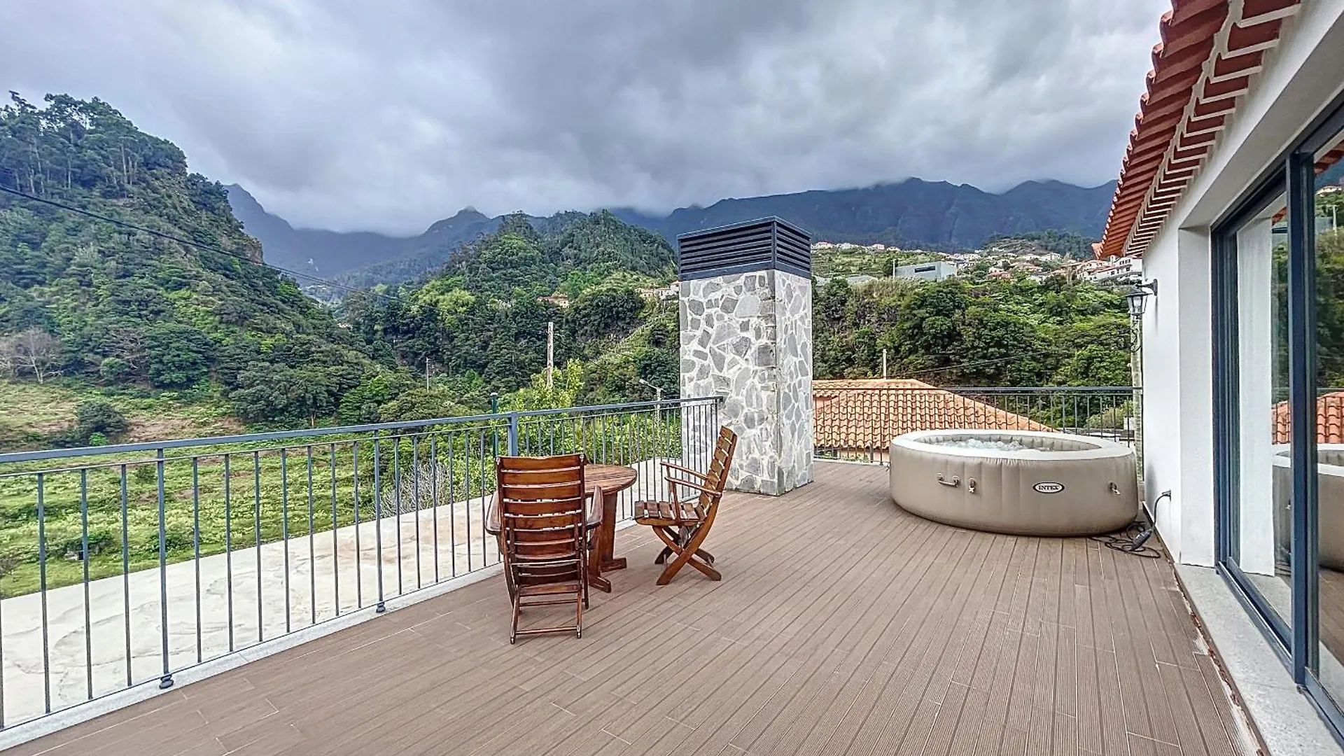 Villa Teresa by Atlantic Holiday São Vicente